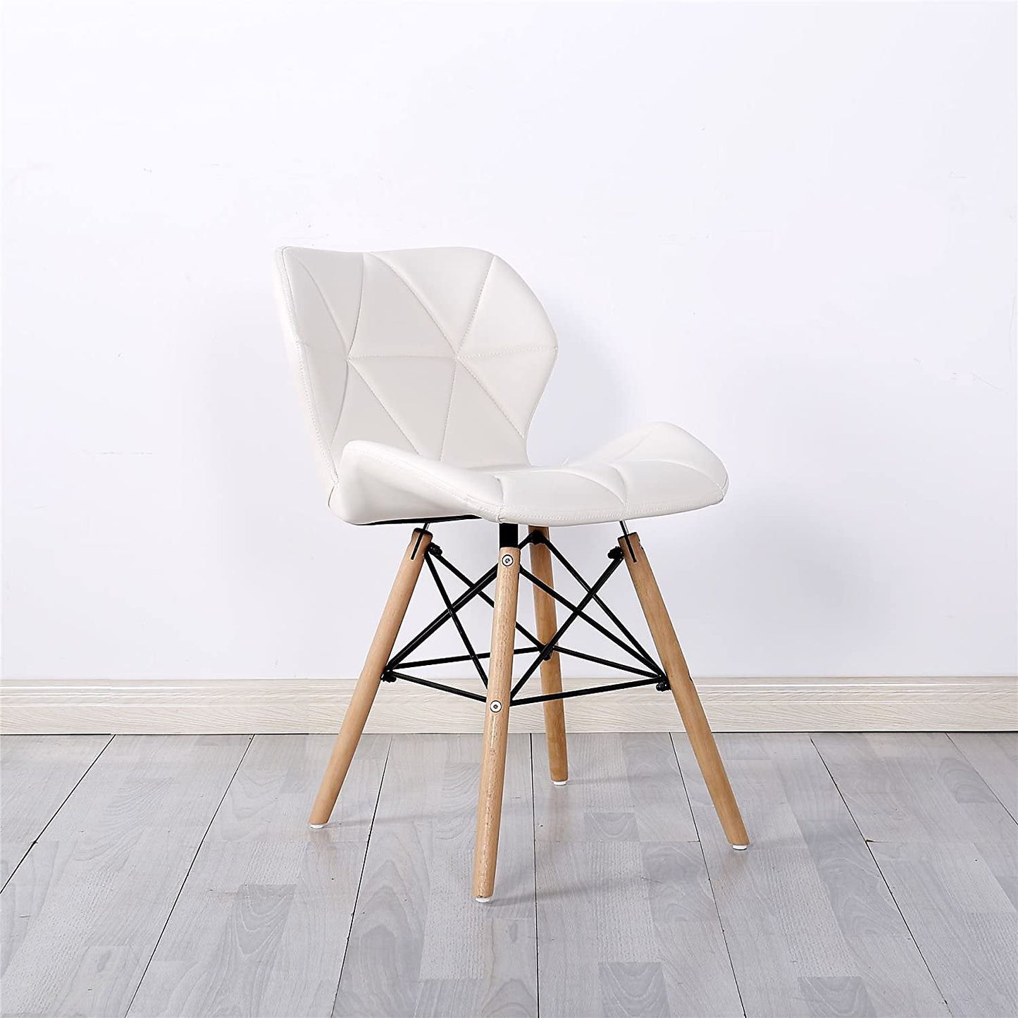 Leather chair 38 x 48 cm