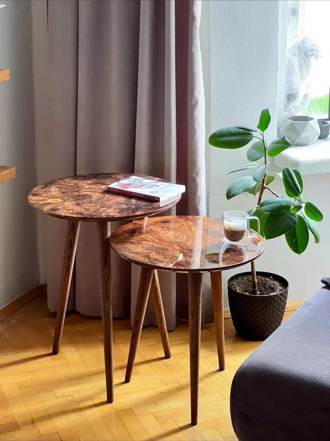 Brown - table set - Cataloug