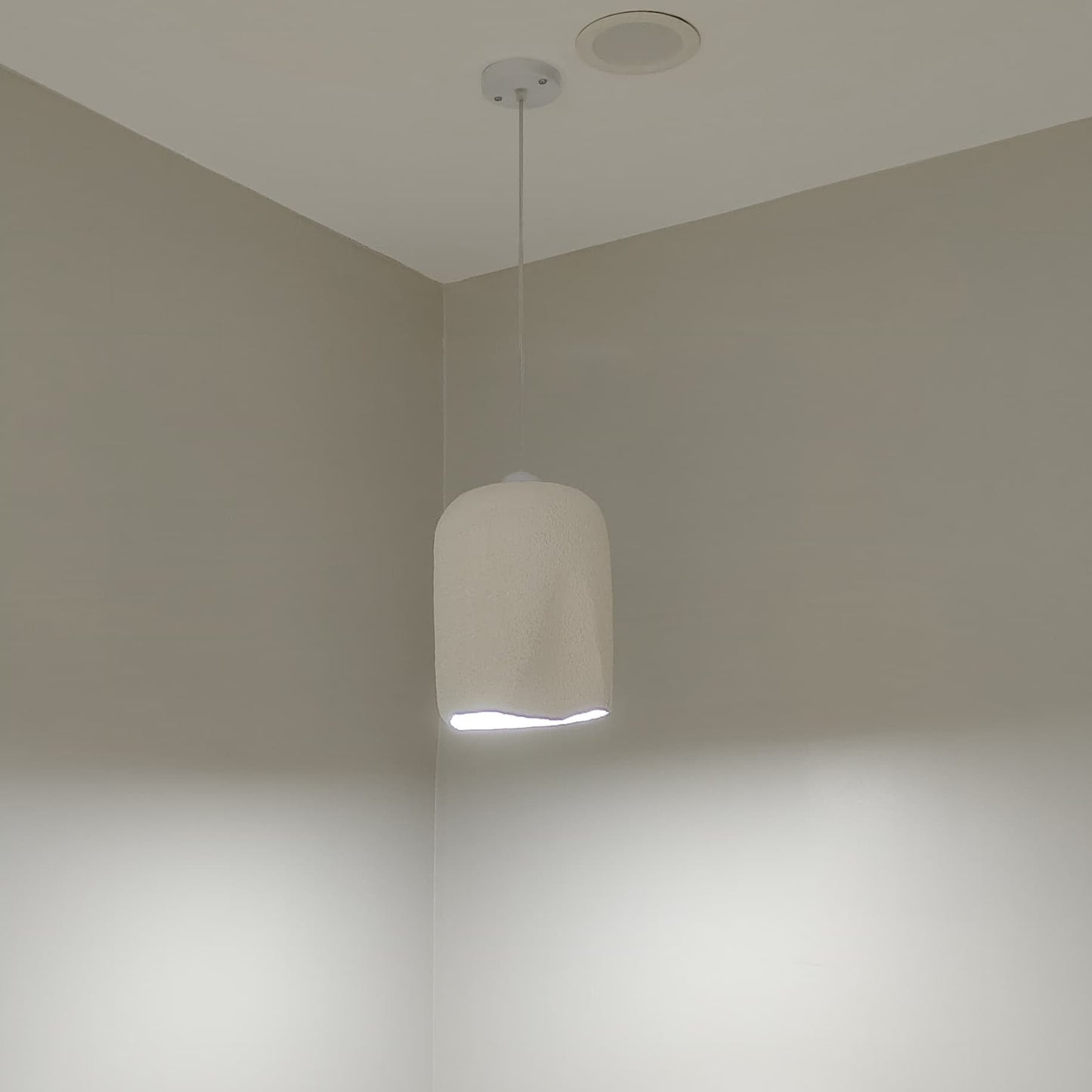 Chandeliar - Fiber Glass - Off White - 20x30 cm