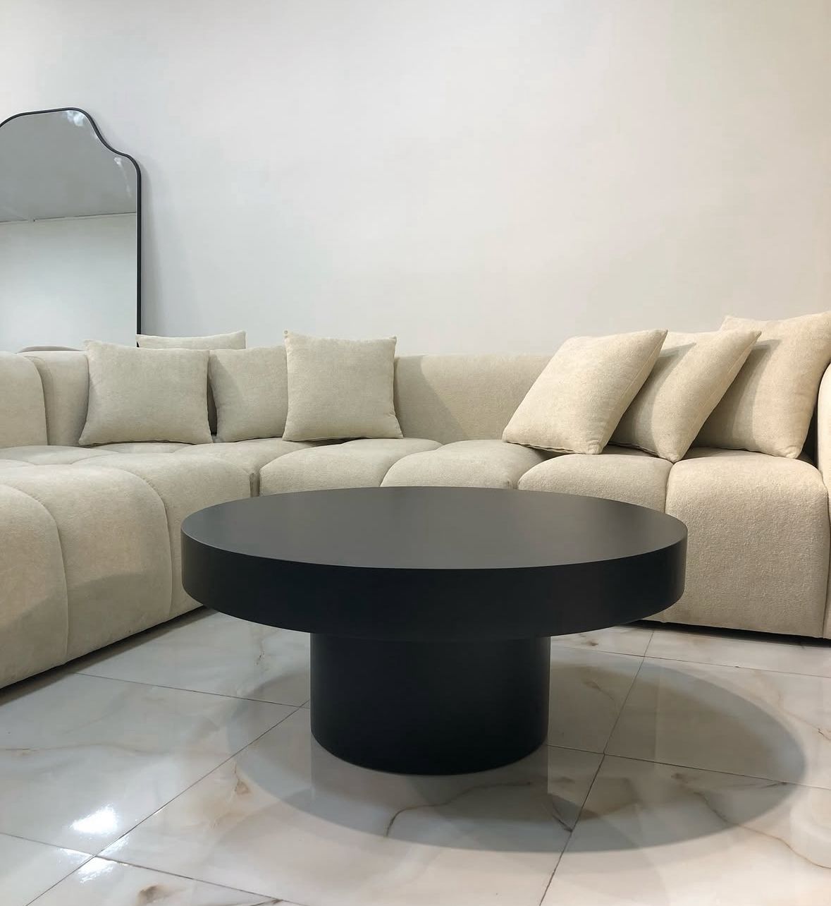 Table - Fiber Glass - Black - 80x55 cm