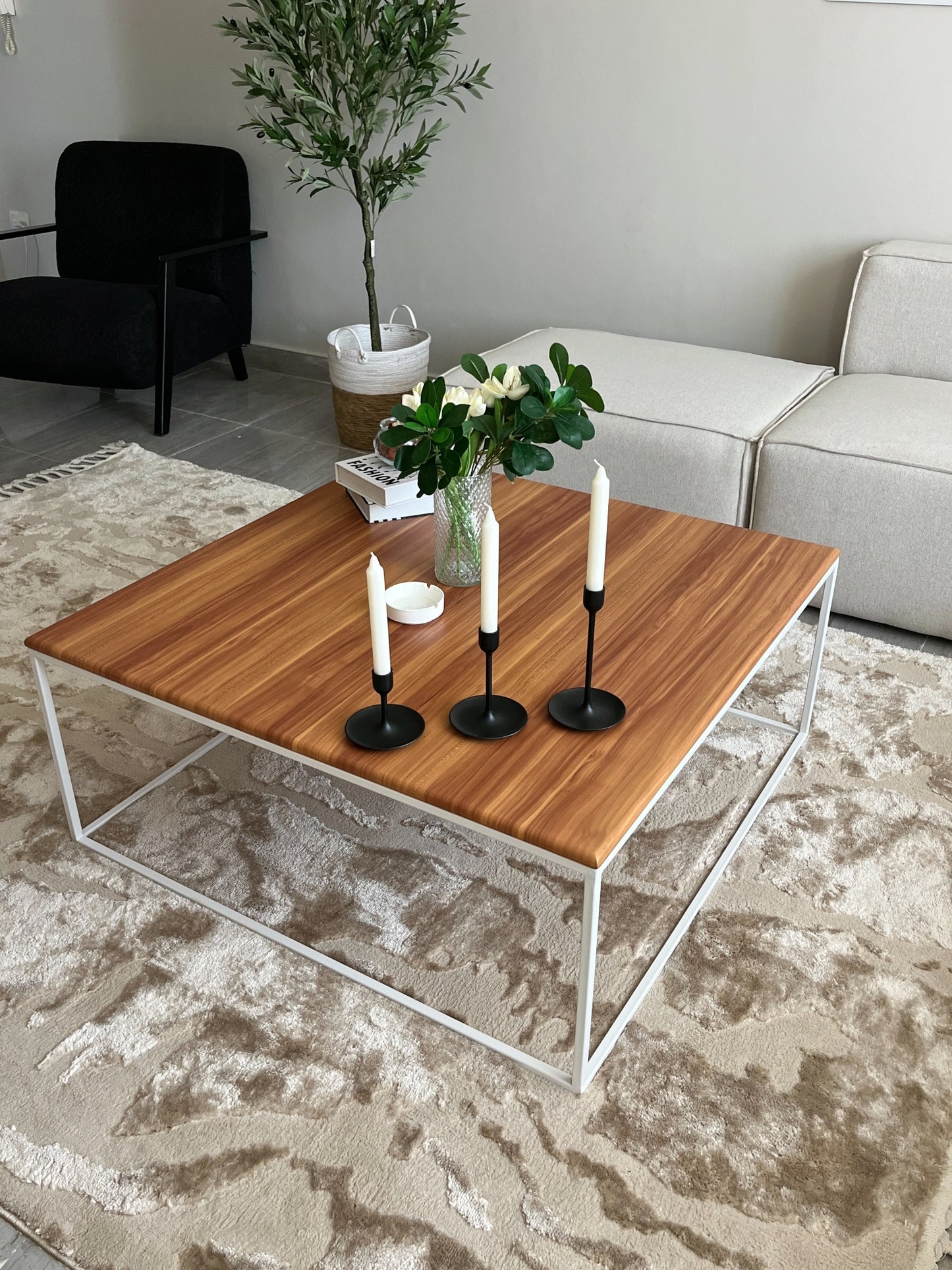 Coffee Table 93x93x42
