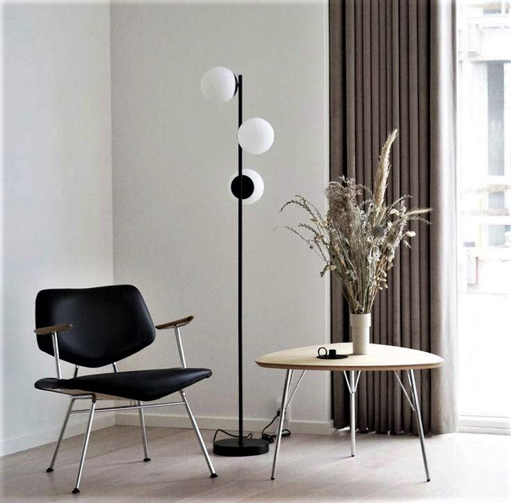Floor Lamp - Metal - Black - 160x40 cm