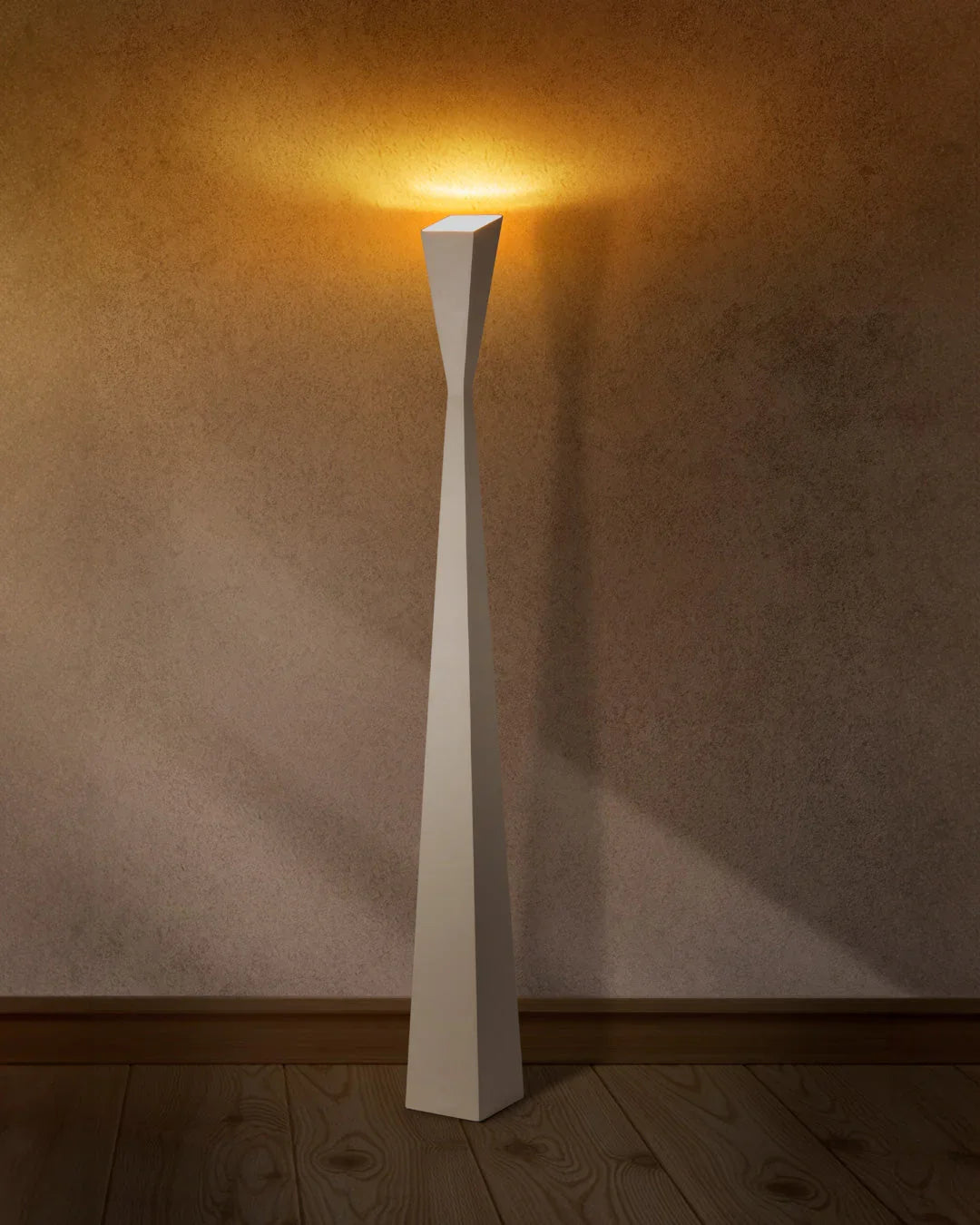 Floor Lamp 150x15 - Cataloug