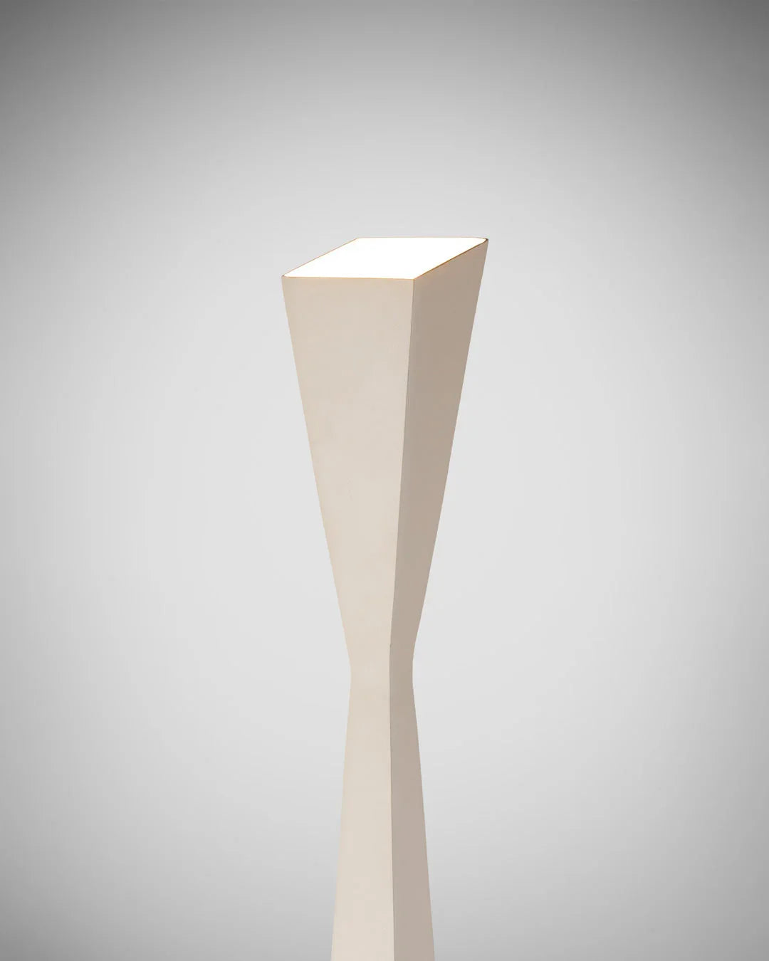 Floor Lamp 150x15 - Cataloug