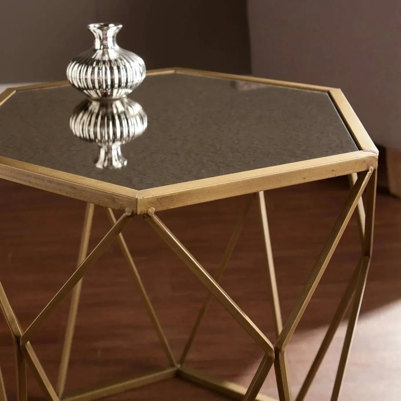Side Table - Steel - Glass - Gold - 50x50x60 cm - Cataloug