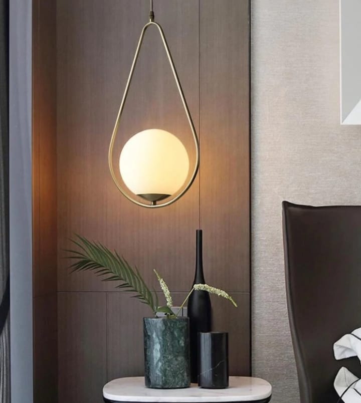 Chandelier - Metal & Glass - Gold - 26 x 100 cm