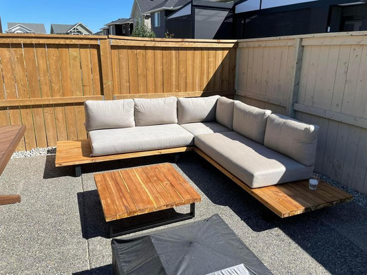 Outdoor Set - 3 Pieces - White & Black