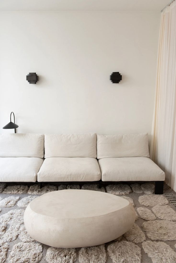 Coffe Table - Fiber Glass - Off white- 120x35 cm