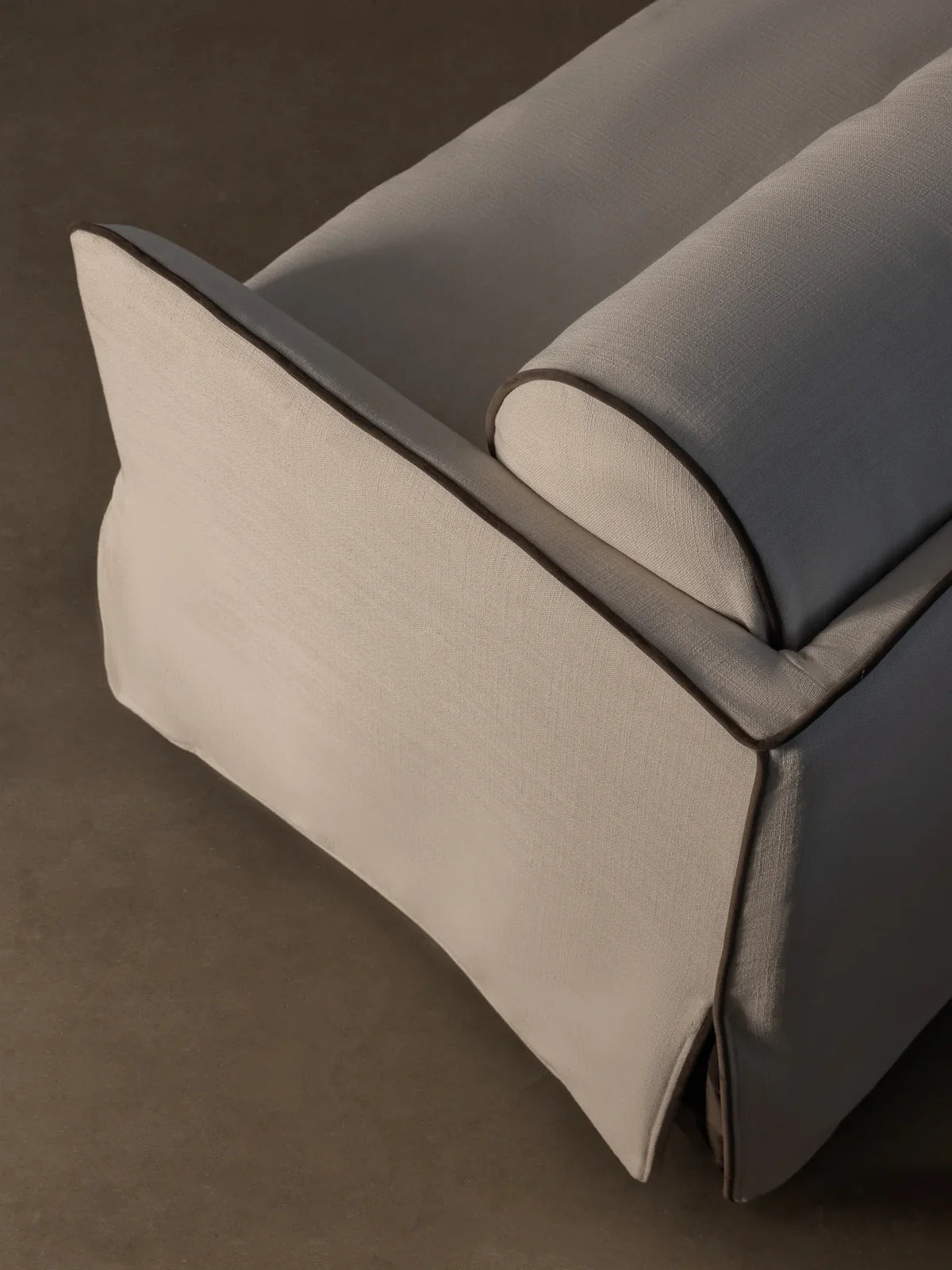 Sofa - Natural Wood - Linen - Beige - 180 x 84 x 75 cm.