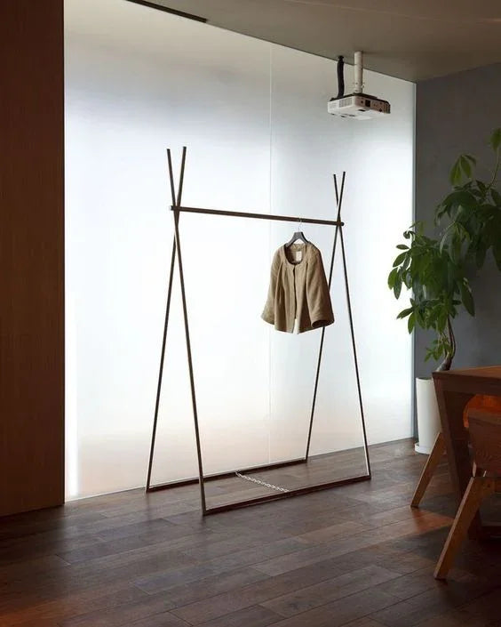 Clothes Hanger - Steel - Gold - 180x50x150 cm - Cataloug