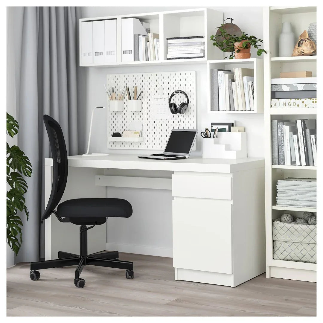 Desk - MDF Wood - White - 140x60x73 cm - Cataloug