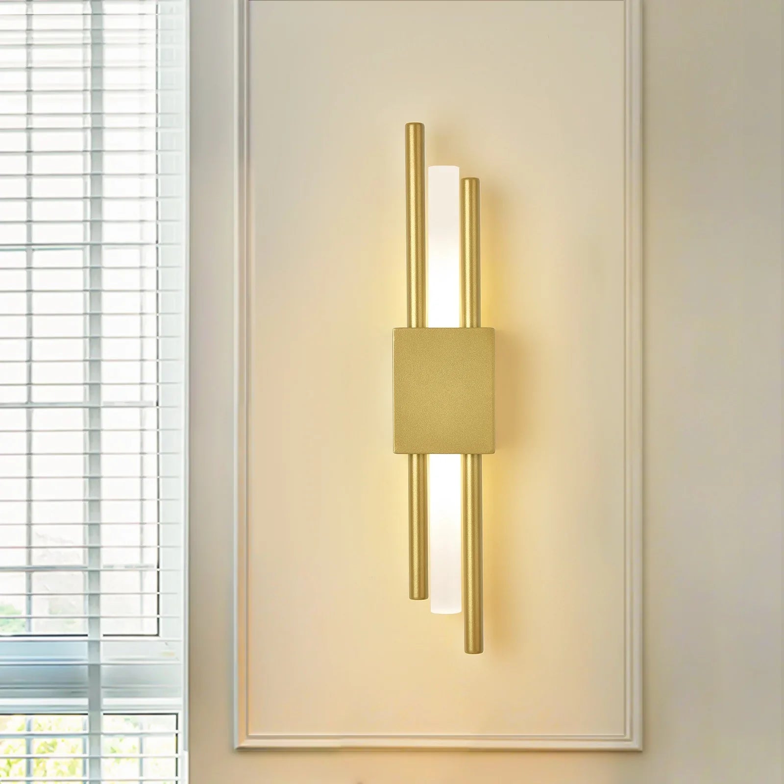 Wall Lamp - Metal & Acrylic - Gold - 50×10×50 cm