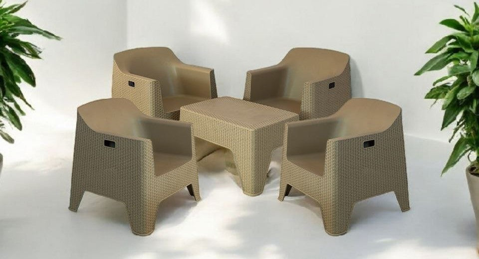 Outdoor set: 4 chairs + table - Plastic - Beige