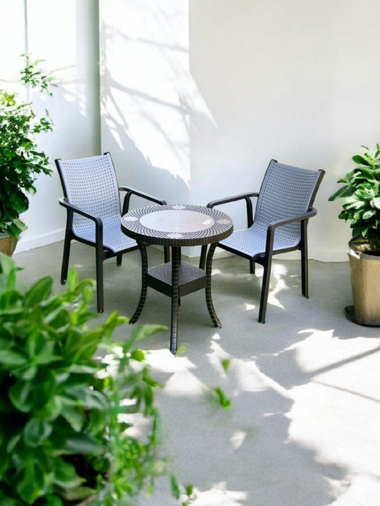 Outdoor set: 4 chairs + table - Plastic - White & Beige