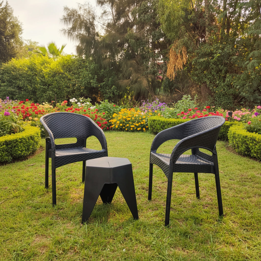 Outdoor set: 2 chairs + table - Plastic - Black