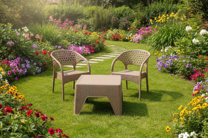 Outdoor set: 4 chairs + table - Plastic - Beige