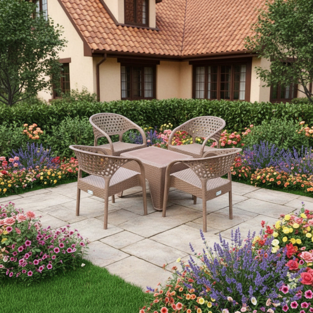 Outdoor set: 4 chairs + table - Plastic - Beige