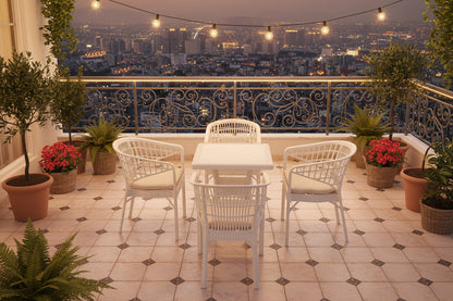 Outdoor set: 4 chairs + table - Plastic - White