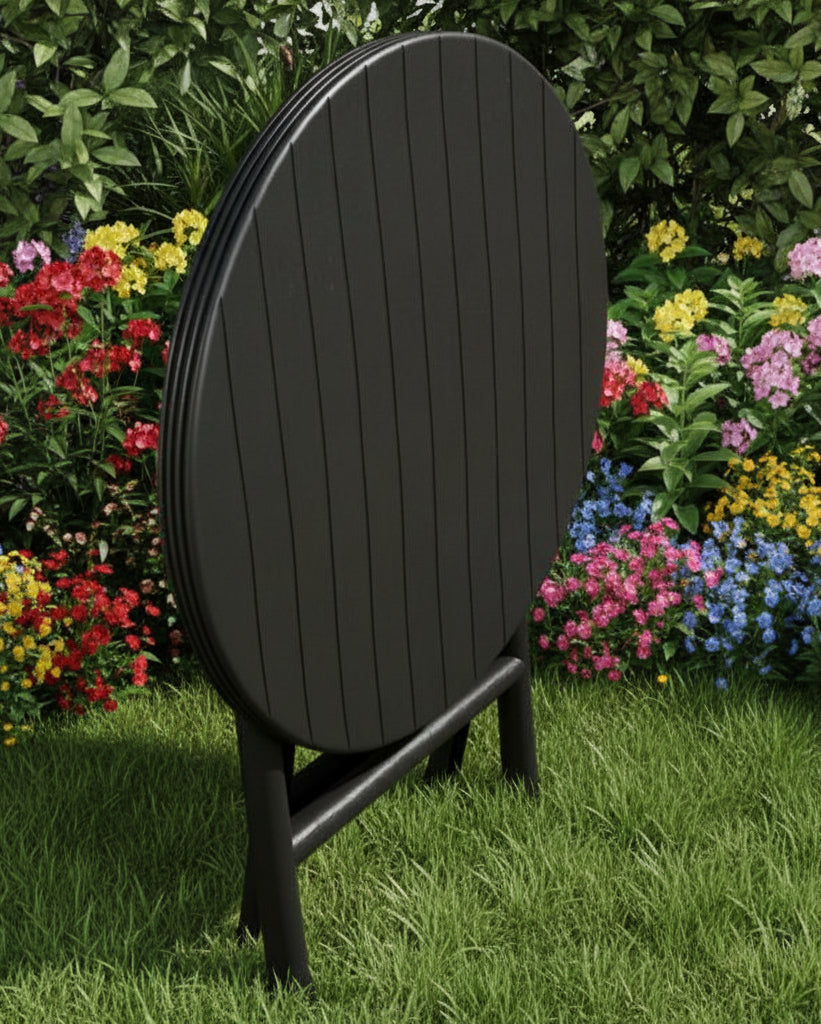 Outdoor set: 2 chairs + table - Plastic - Black.