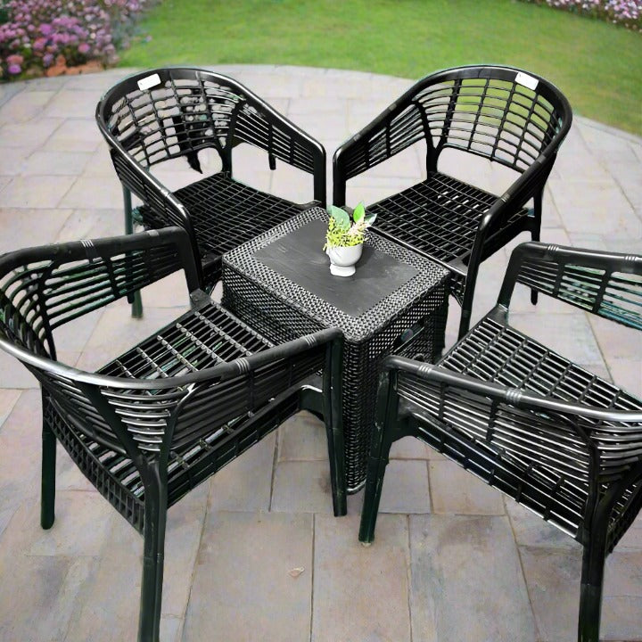 Outdoor set: 4 chairs + table - Plastic - Black