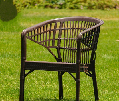 Outdoor set: 4 chairs + table - Plastic - Brown