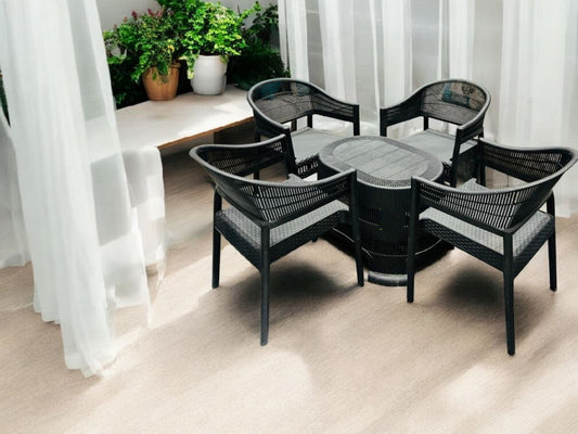 Outdoor set: 4 chairs + table - Plastic - Black