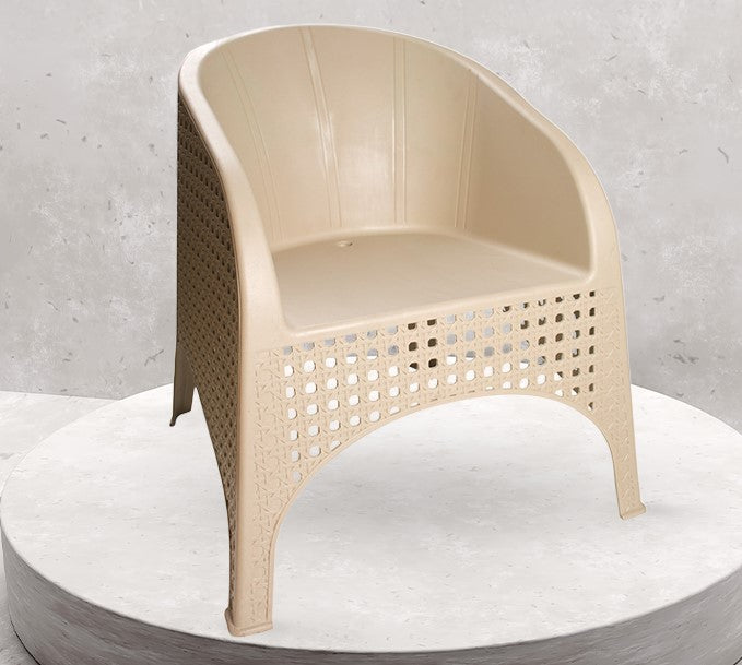 Outdoor set: 4 chairs + table - Plastic - Beige