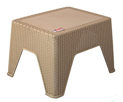 Outdoor set: 4 chairs + table - Plastic - Beige