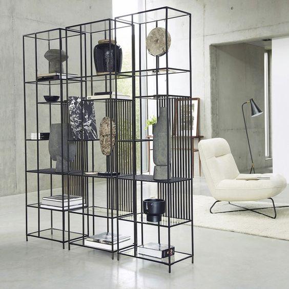 Display Unit - Steel - Glass - Black - 150x30x200 cm - Cataloug