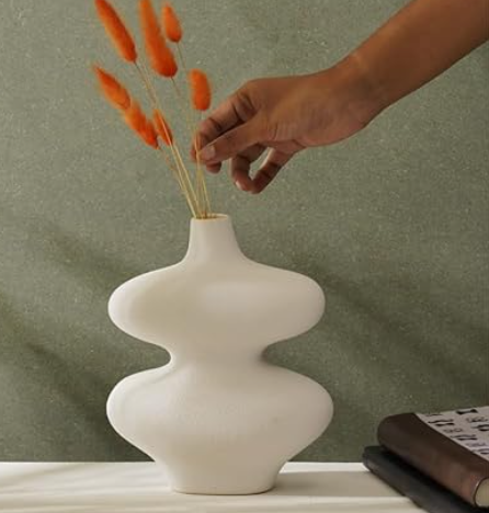 Vase - Pottery - Off White
