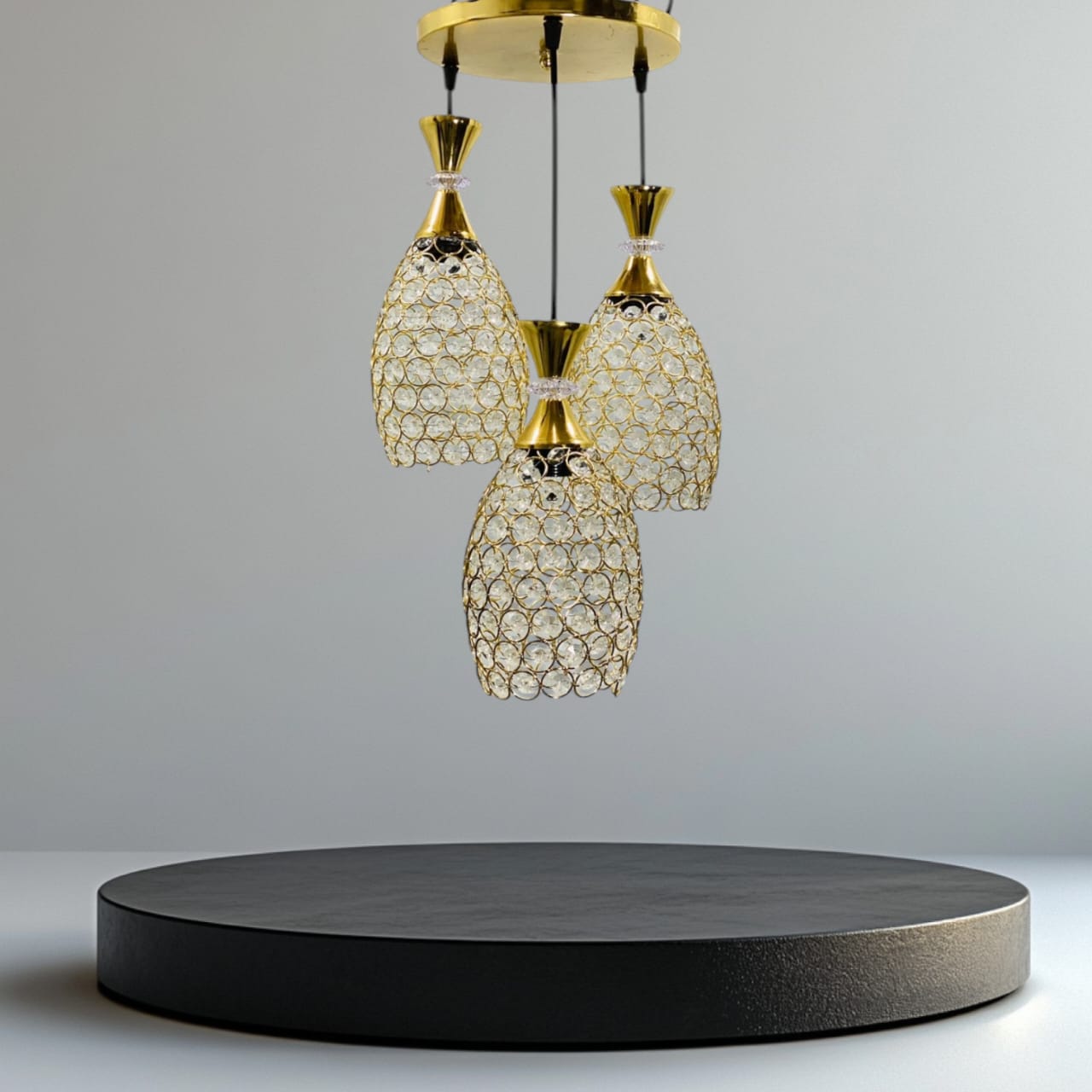 Chandelier - Metal & Crystal - Gold - 80 x 30 cm
